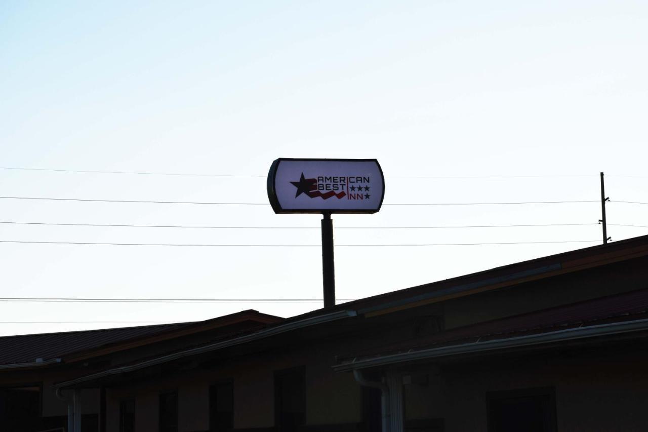 American Best Inn By Oyo I-35 Perry Near Lake Mcmurtry Esterno foto