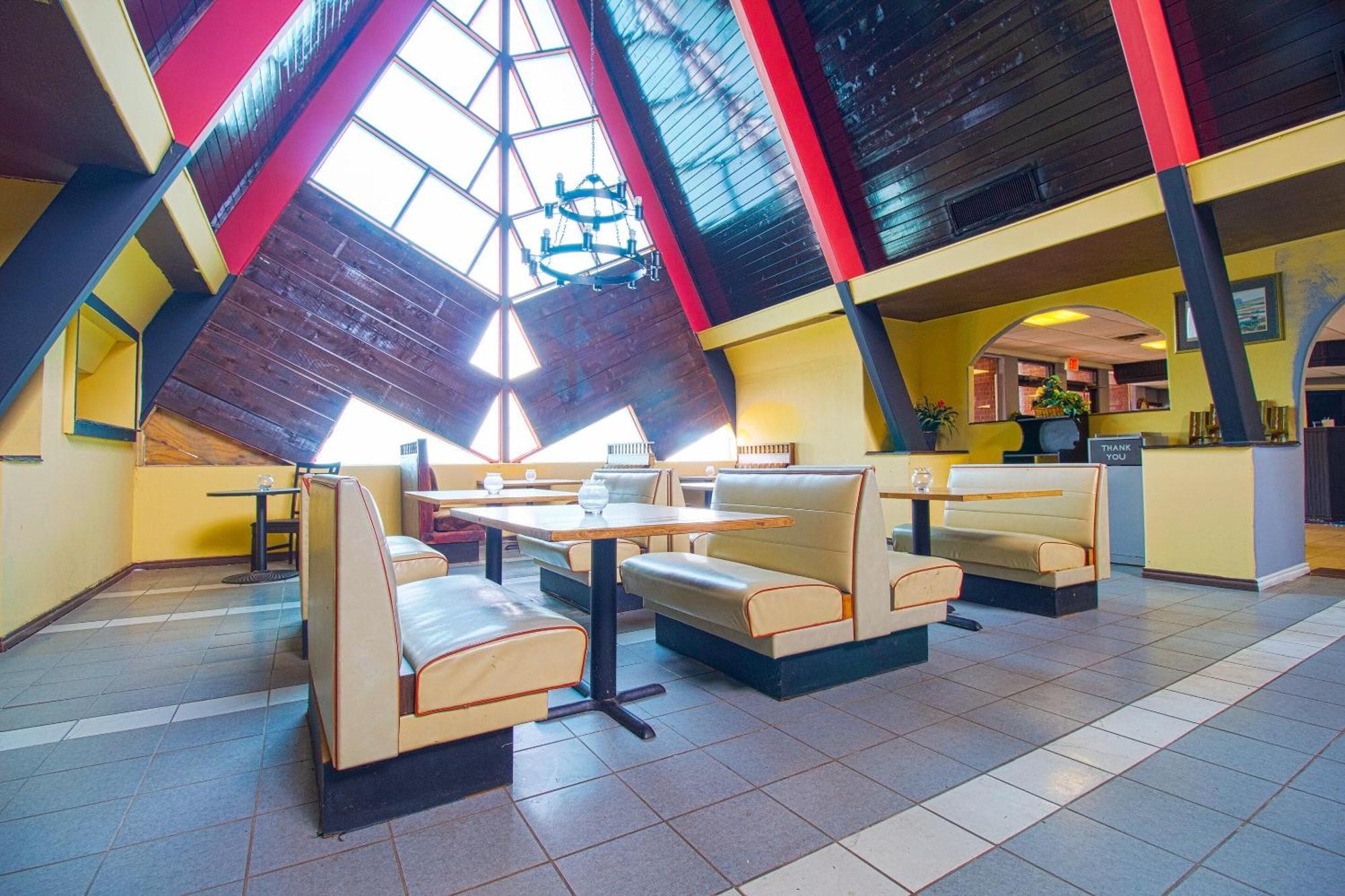 American Best Inn By Oyo I-35 Perry Near Lake Mcmurtry Esterno foto